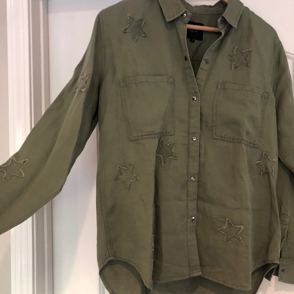 Rails Marcel Star Embroidered snap front shirt. - Picture 4 of 7